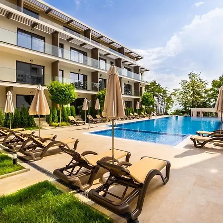 Open Sea Apartment *